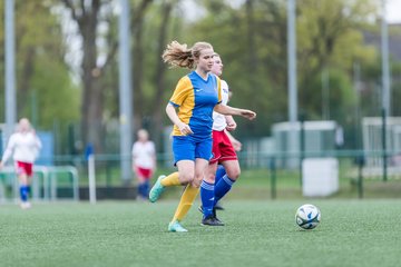 Bild 362 - wBJ Hamburger SV 2 - Victoria 1 : Ergebnis: 0:1